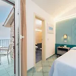 Hotell Saraceno 3*